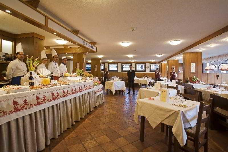 Hotel Ski Club I Cavalieri Rta Colle Colle Sestriere Екстериор снимка