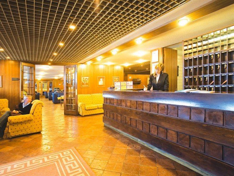Hotel Ski Club I Cavalieri Rta Colle Colle Sestriere Екстериор снимка